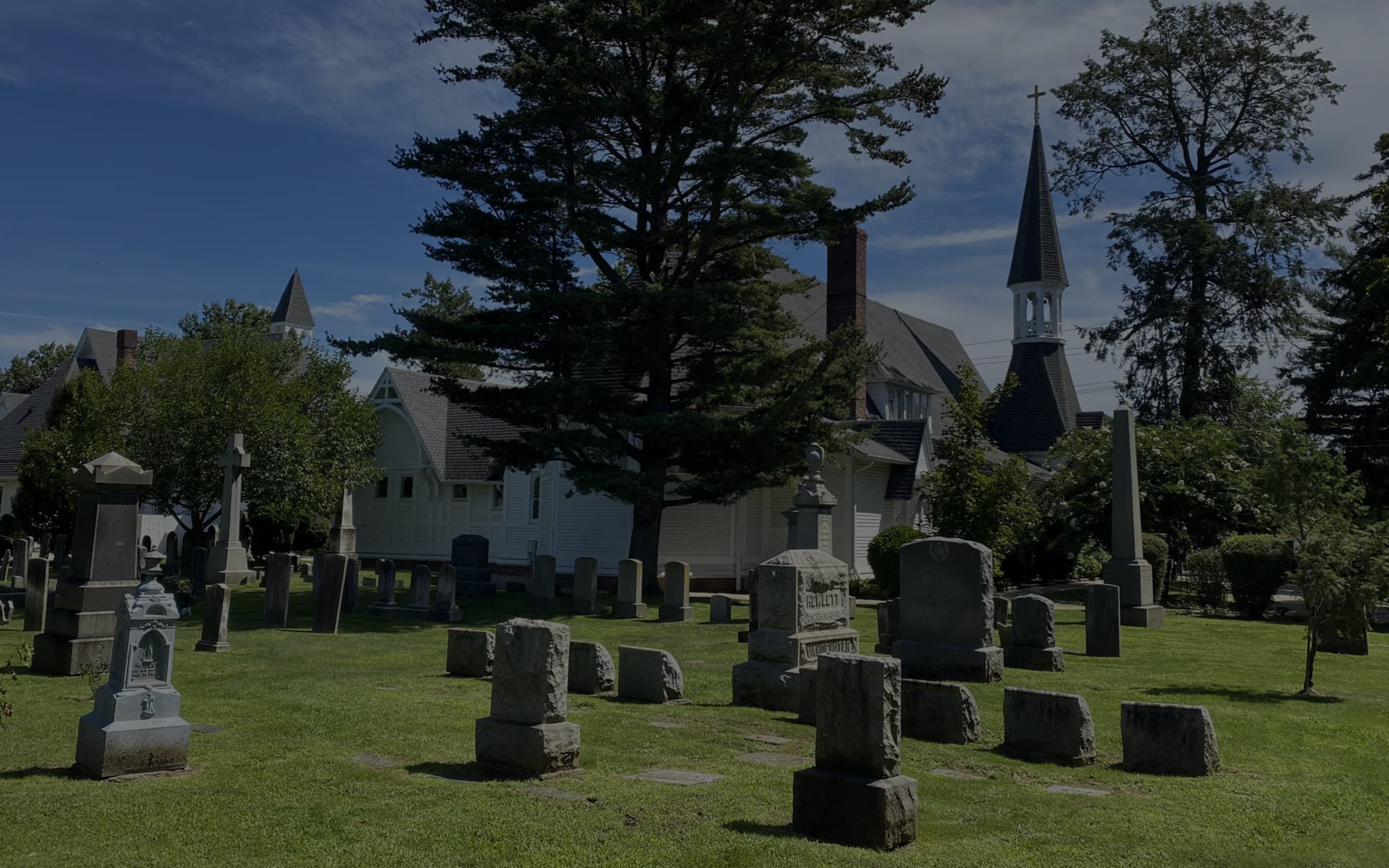 Photo with a view of Trinity Cemetery
