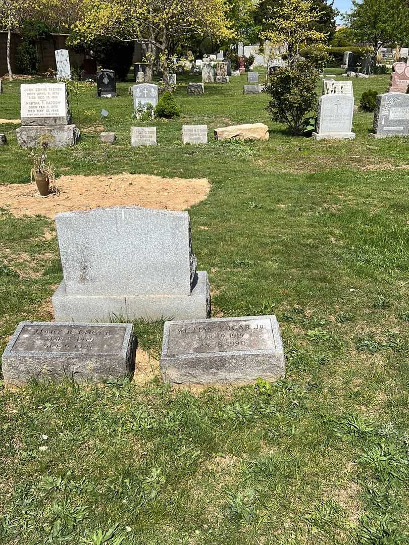 William Edgar Junior's grave. Photo 1