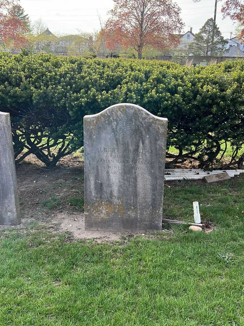 Albert Francke's grave. Photo 2