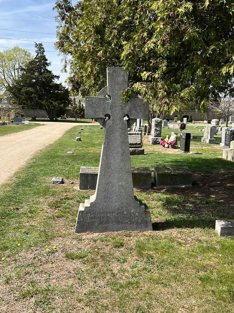 Julia Nelson Himely's grave. Photo 1
