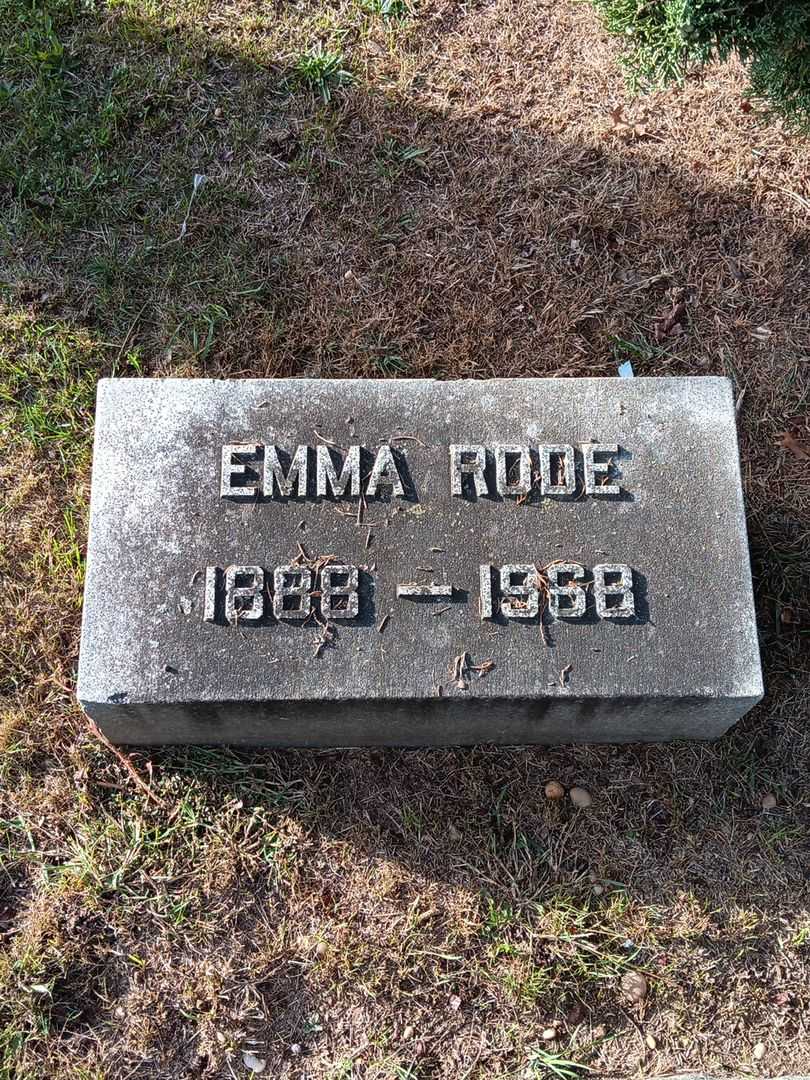 Emma Rode's grave. Photo 3