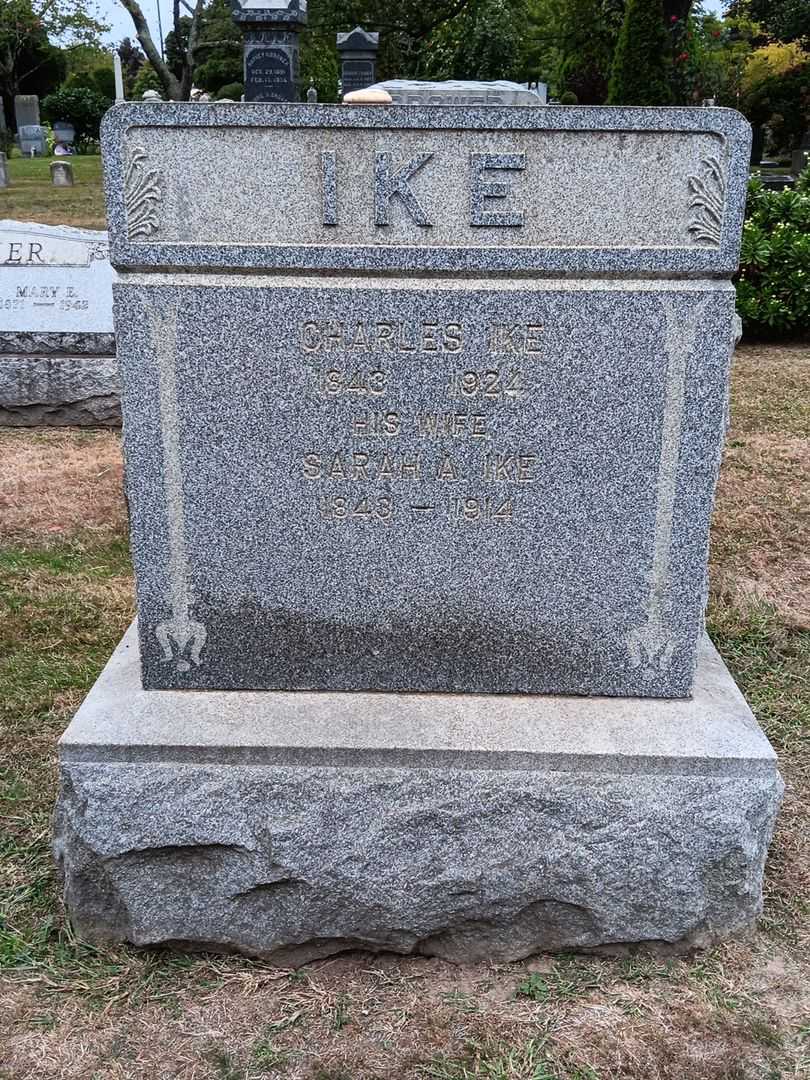 Charles Ike's grave. Photo 2
