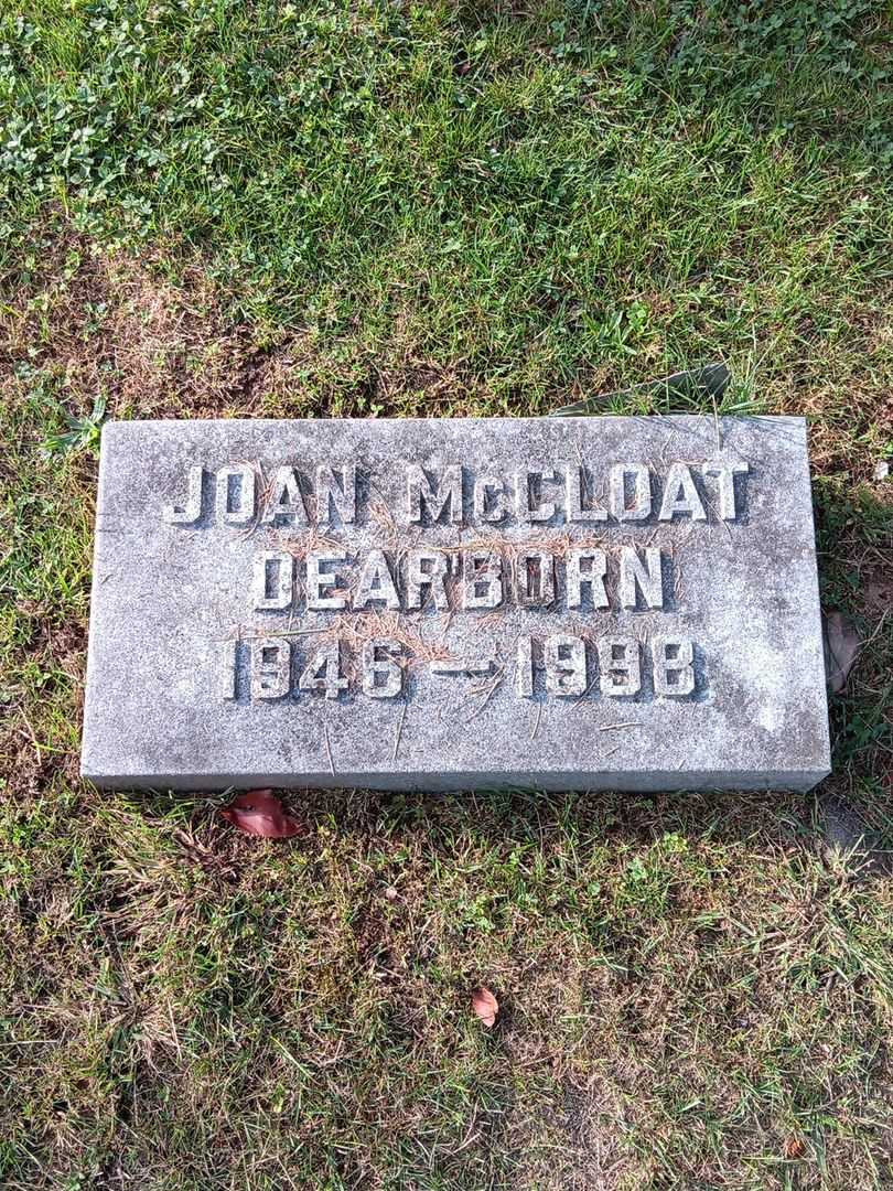 Joan McCloat Dearborn's grave. Photo 3
