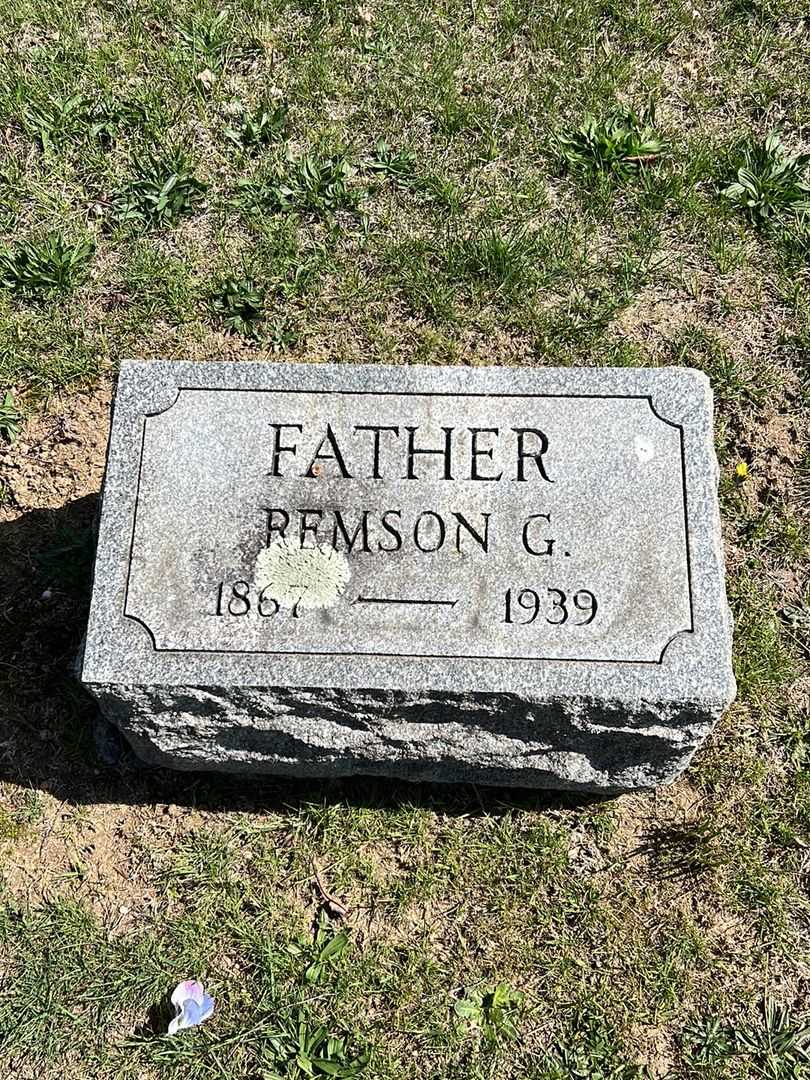 Remson G. Lamberson's grave. Photo 3