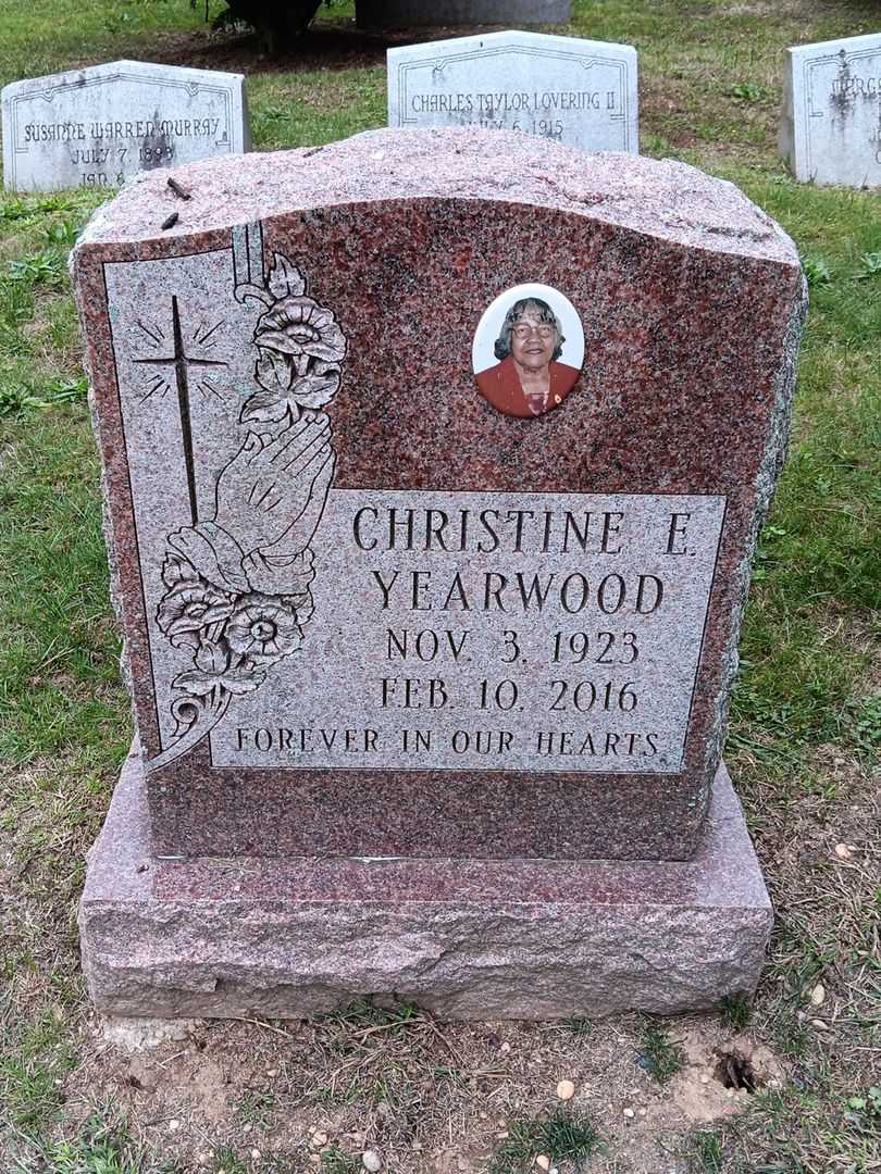 Christine E. Yearwood's grave. Photo 2