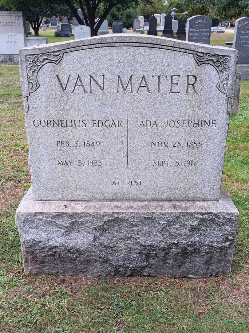 Cornelius Edgar Van Mater's grave. Photo 2
