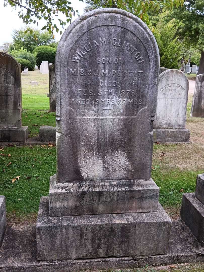 William Clinton Pettit's grave. Photo 3