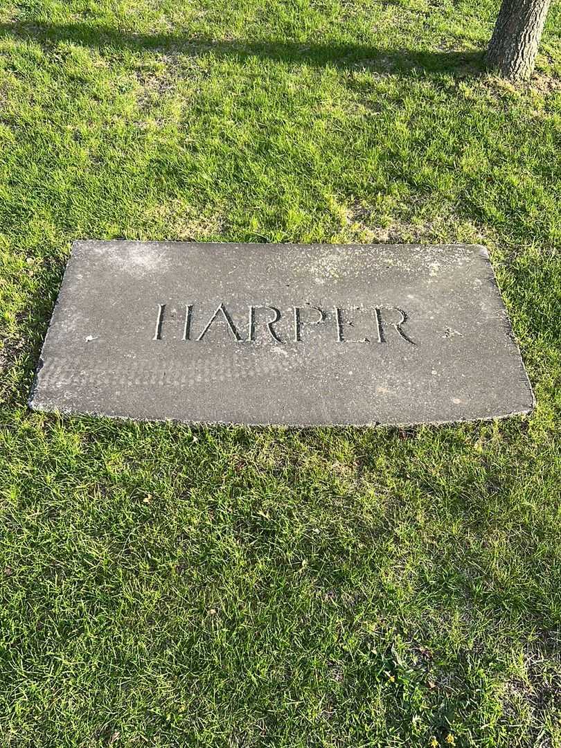 Margaret H. Dalrymple's grave. Photo 1