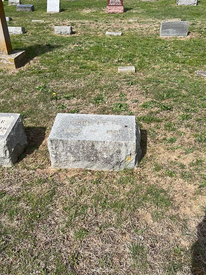 Paul Fyfe's grave. Photo 2