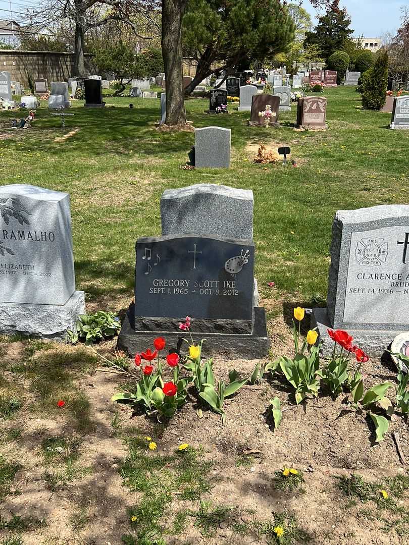 Gregory Scott Ike's grave. Photo 1