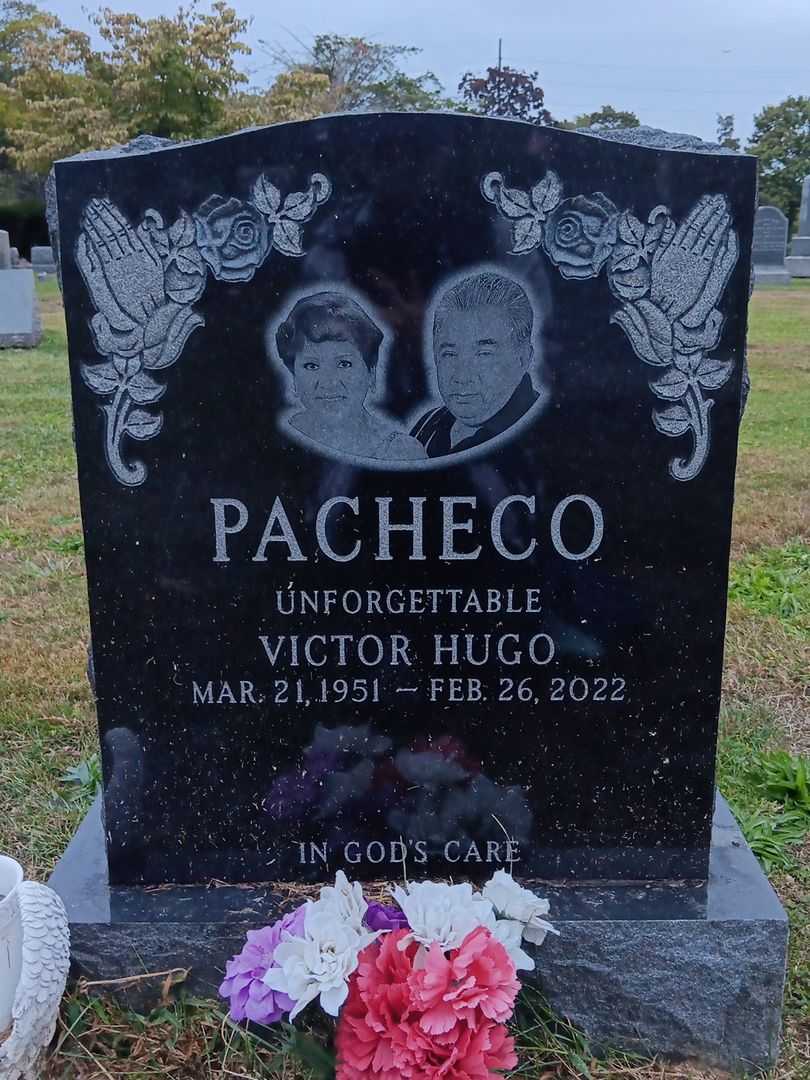 Victor Hugo Pacheco's grave. Photo 2