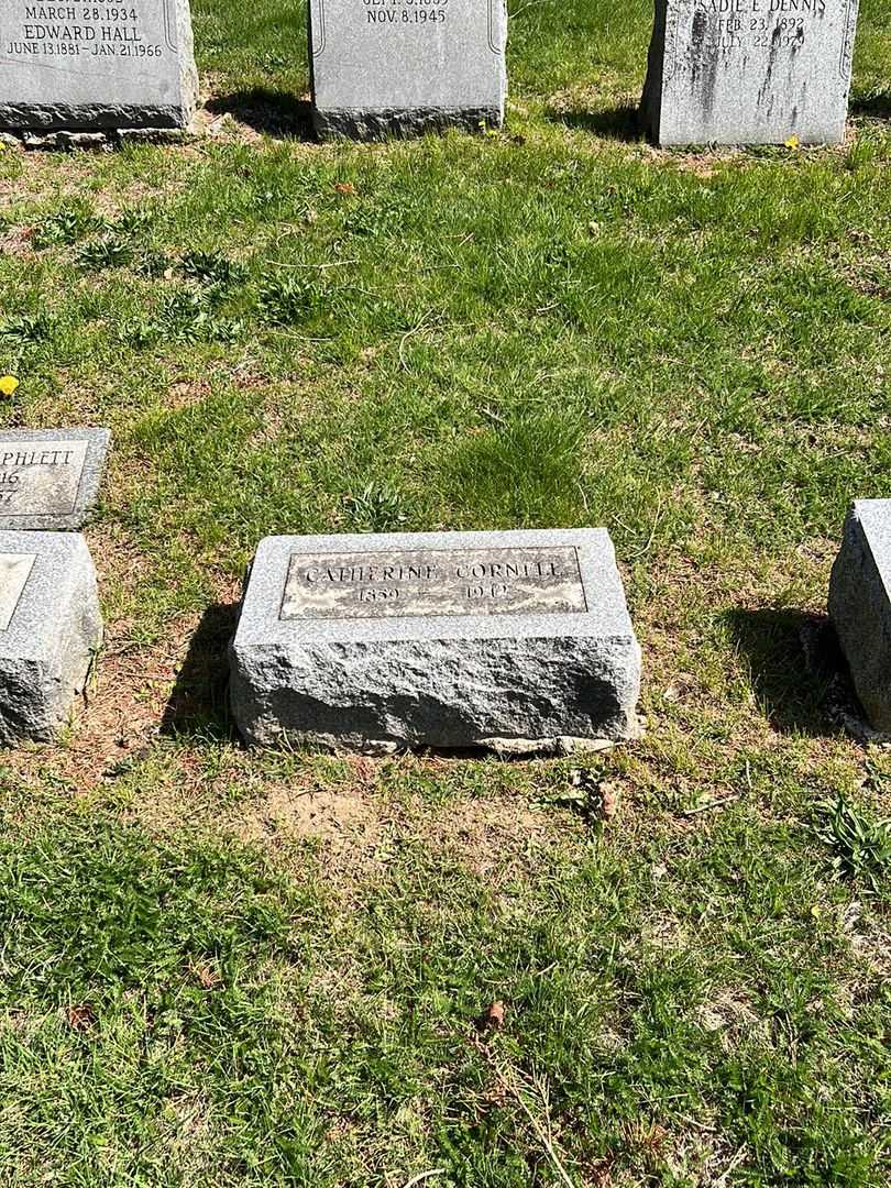 Catherine Cornell's grave. Photo 1