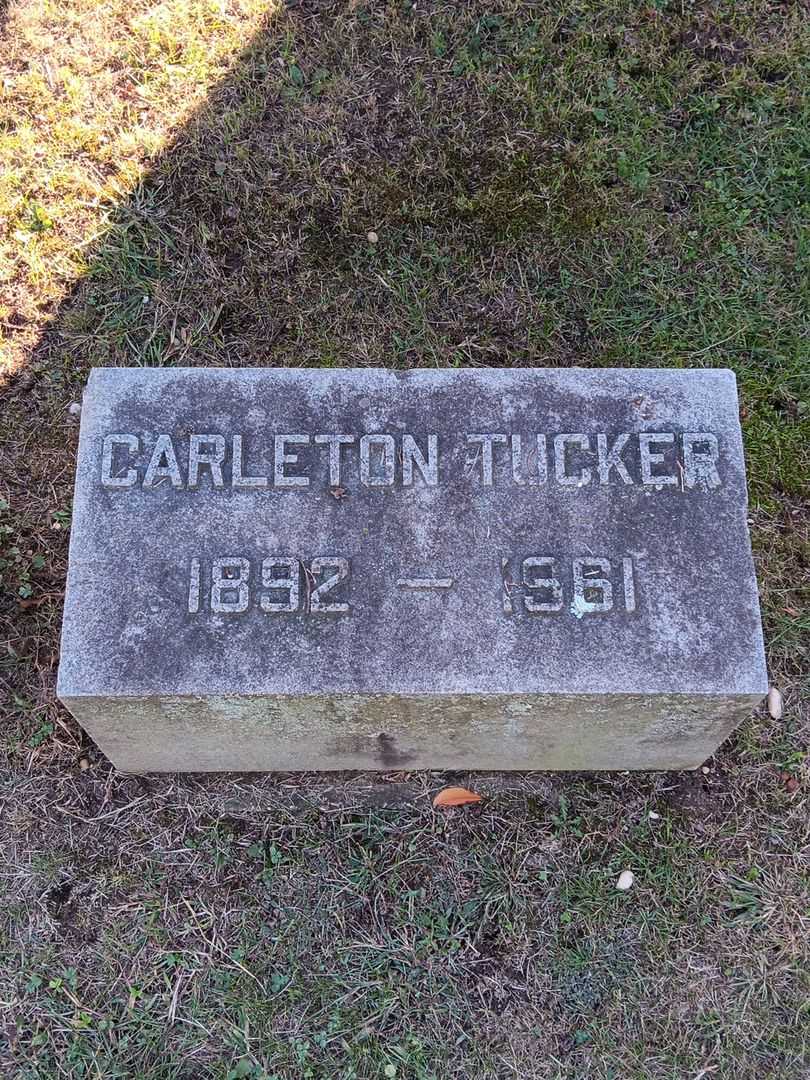 Carleton A. Tucker's grave. Photo 3