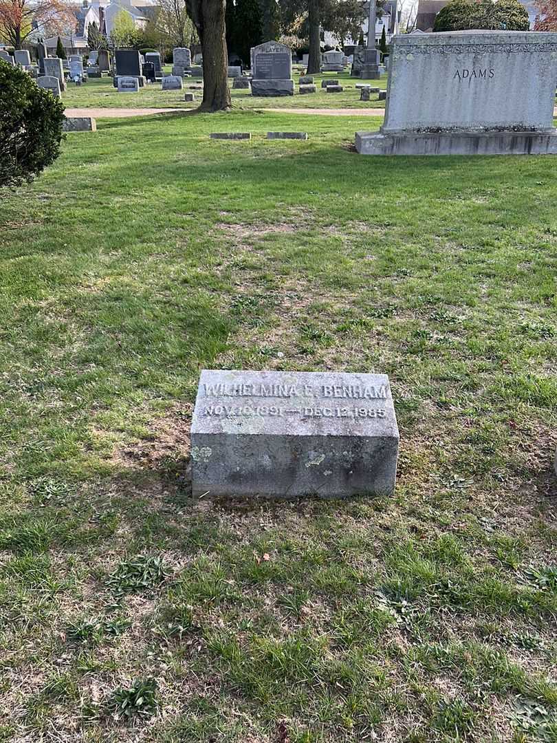 Wilhelmina E. Benham's grave. Photo 2