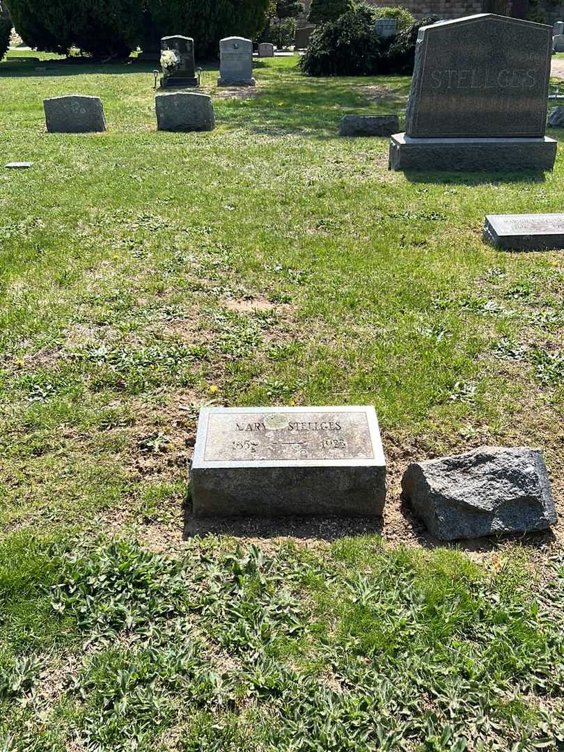 Mary Clara Stellges's grave. Photo 2
