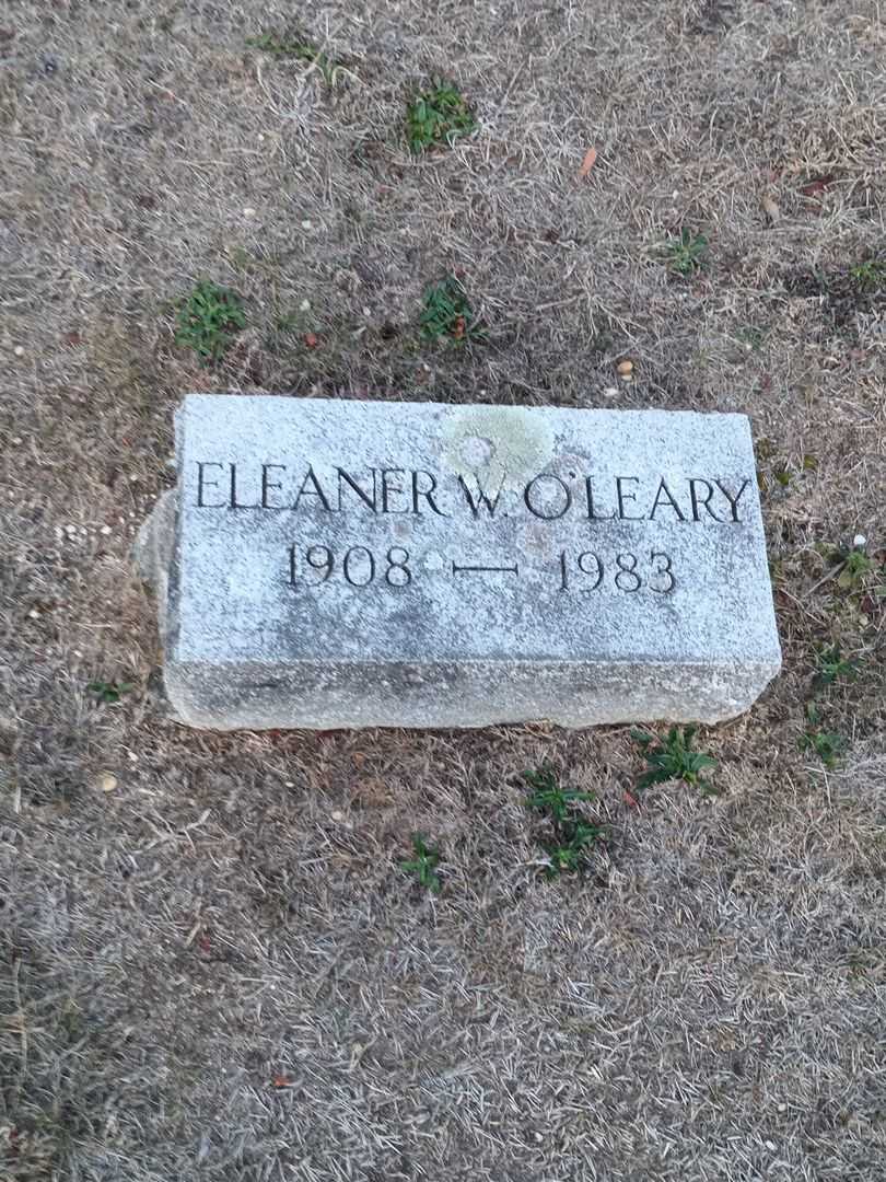 Eleaner W. O'Leary's grave. Photo 2