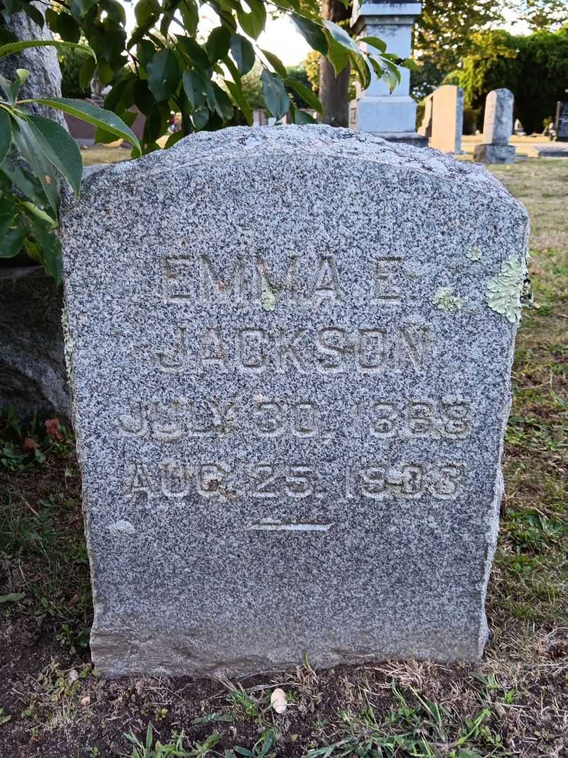 Emma E. Jackson's grave. Photo 2