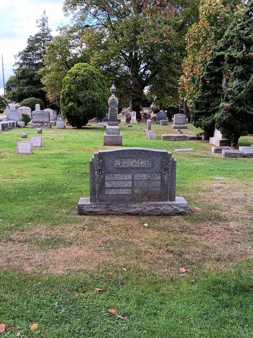 Ellen Van Nostrand Johnson's grave. Photo 1