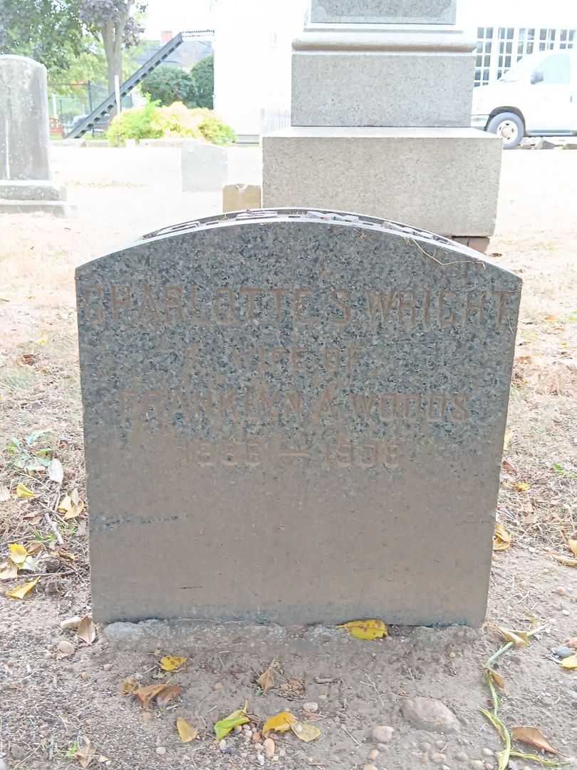 Charlotte S. Wright Woods's grave. Photo 4