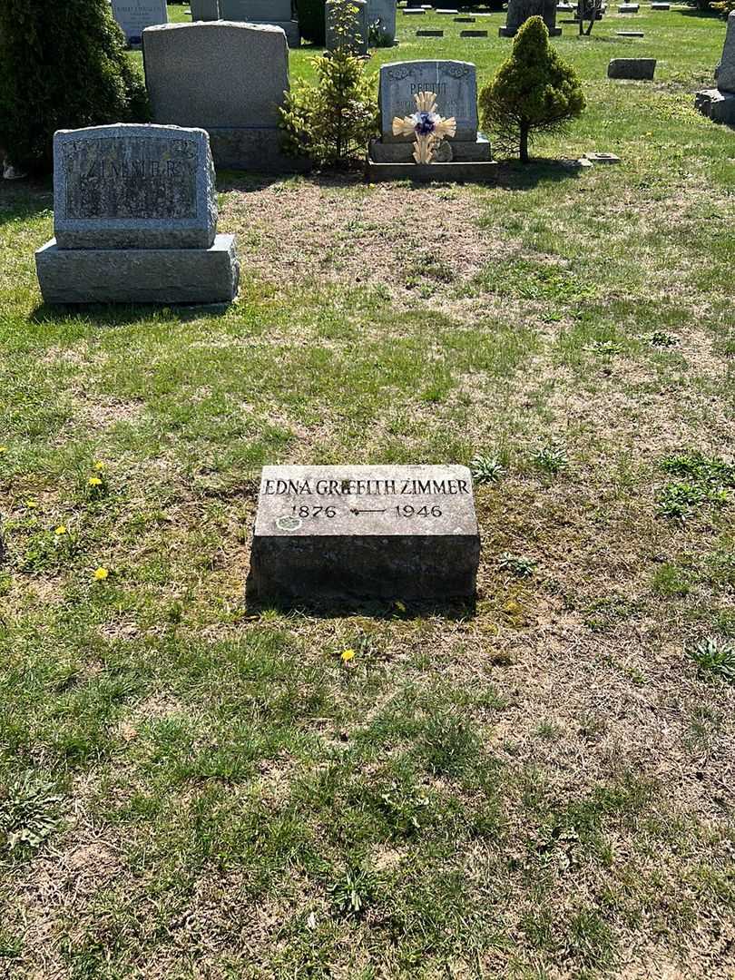 Edna Griffith Zimmer's grave. Photo 2