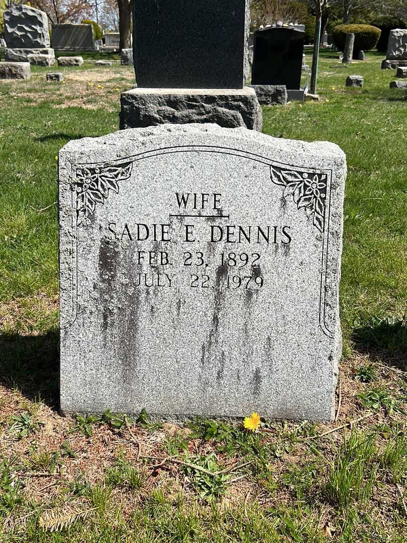 Sadie E. Dennis's grave. Photo 2
