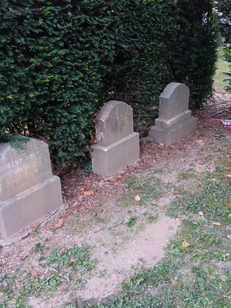 Hobart Porter Pardee's grave. Photo 1