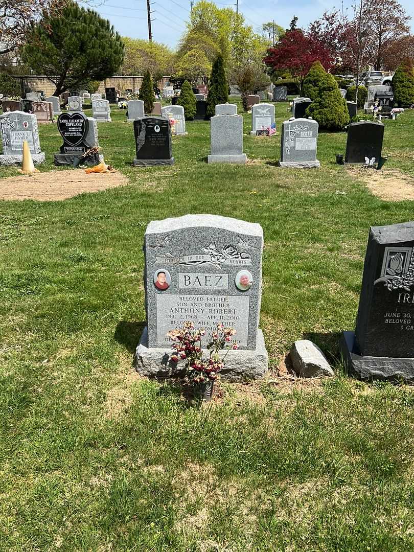 Anthony Robert Baez's grave. Photo 1