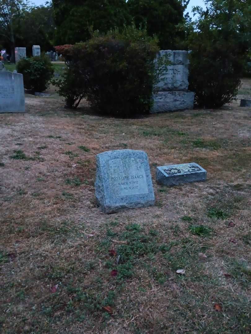 Rosaline Isaacs's grave. Photo 1