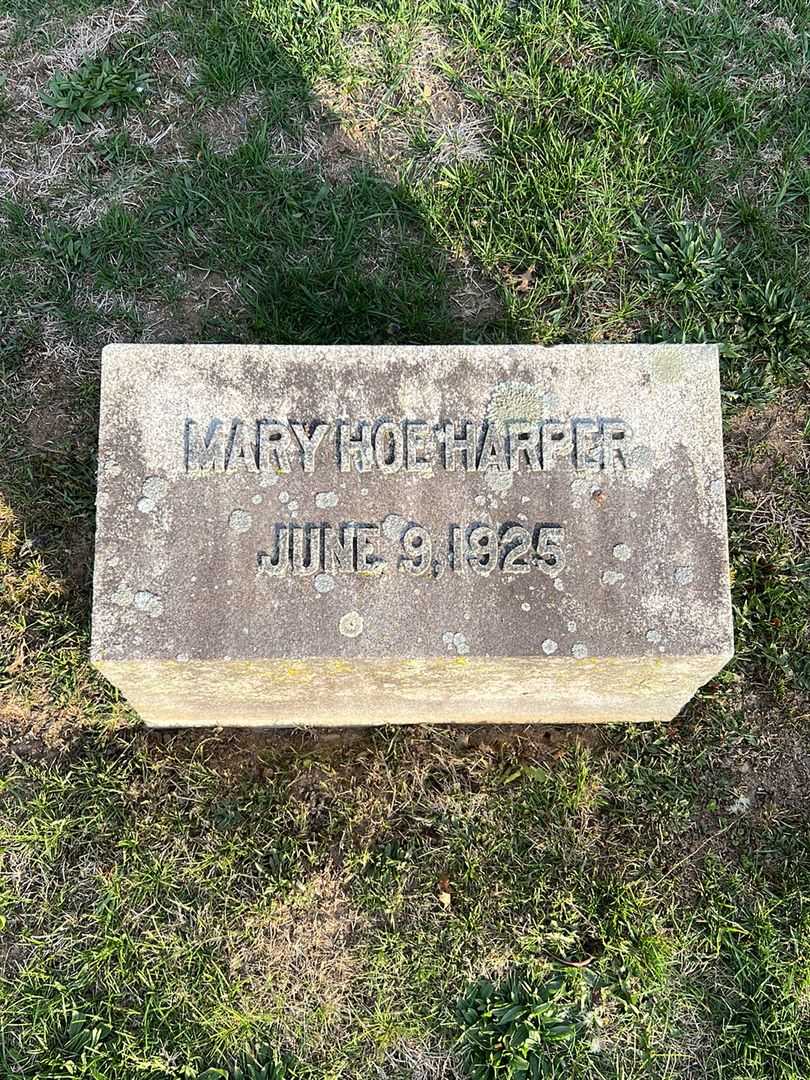 Mary Hoe Harper's grave. Photo 3