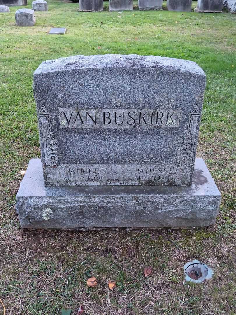 Patience Van Buskirk's grave. Photo 1