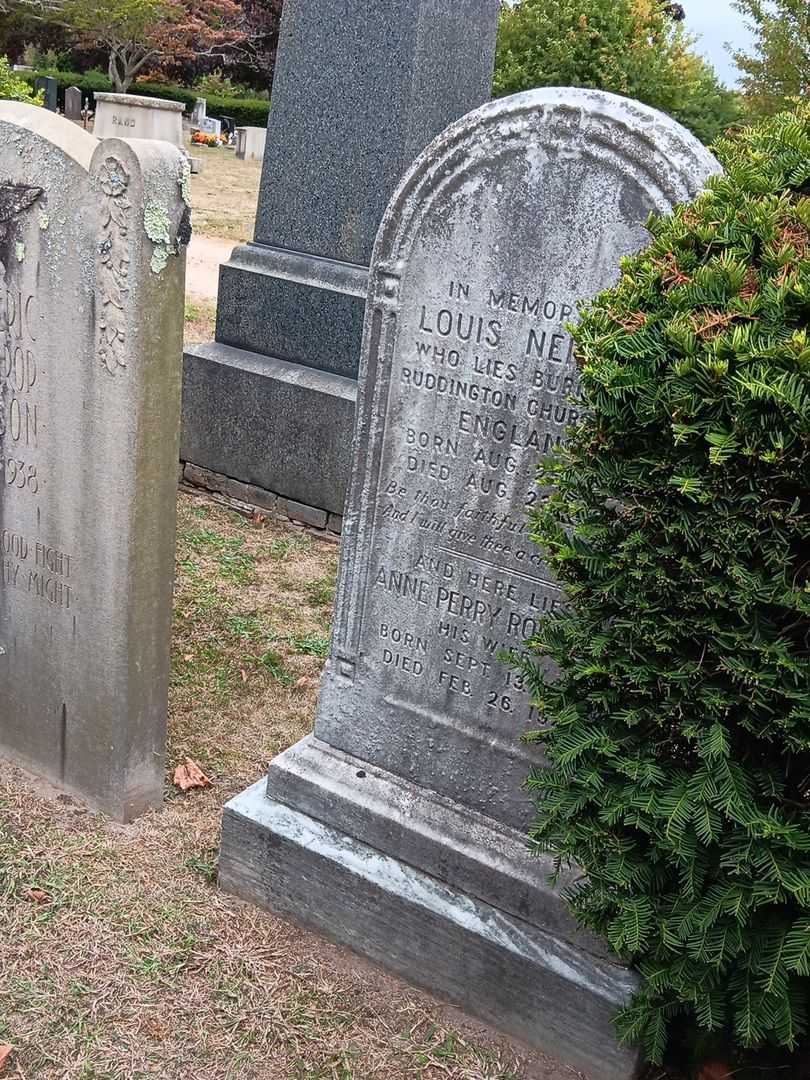 Louis Neilson's grave. Photo 1