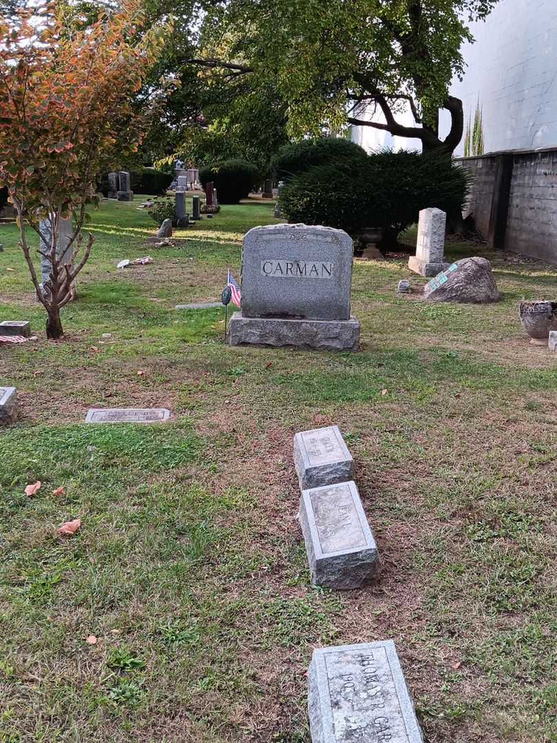 Grace Marie Garry's grave. Photo 2