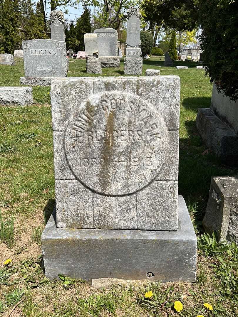 Annie Godsmark Rodgers's grave. Photo 2