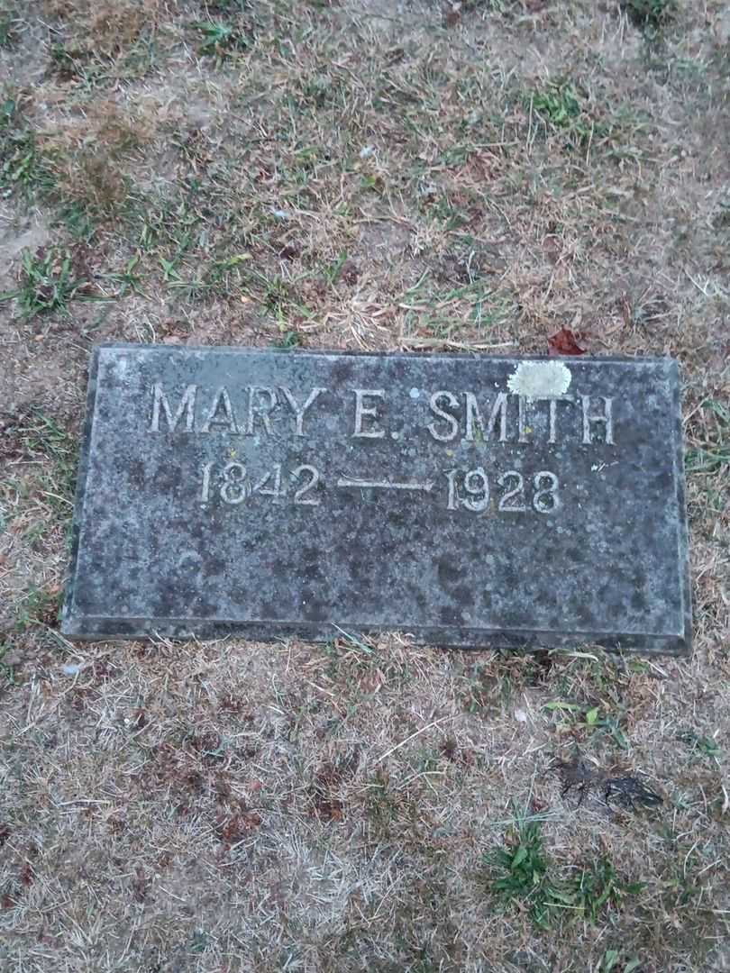 Mary E. Smith's grave. Photo 3