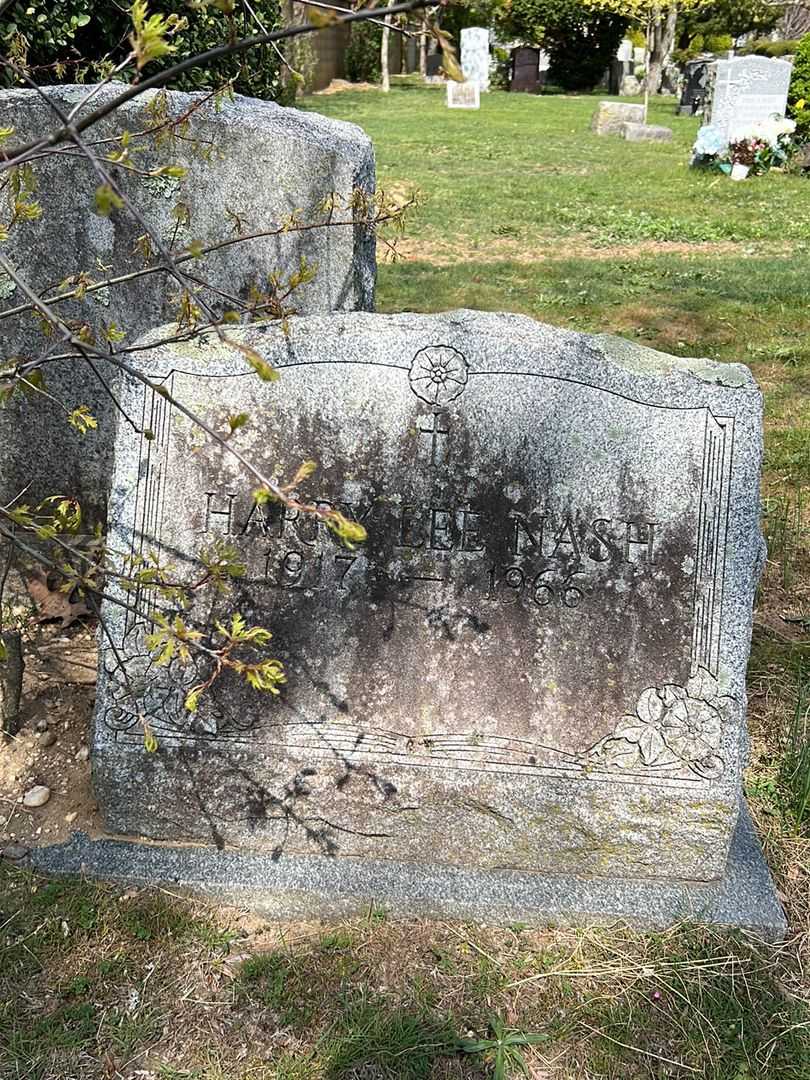 Harry Lee Nash's grave. Photo 2