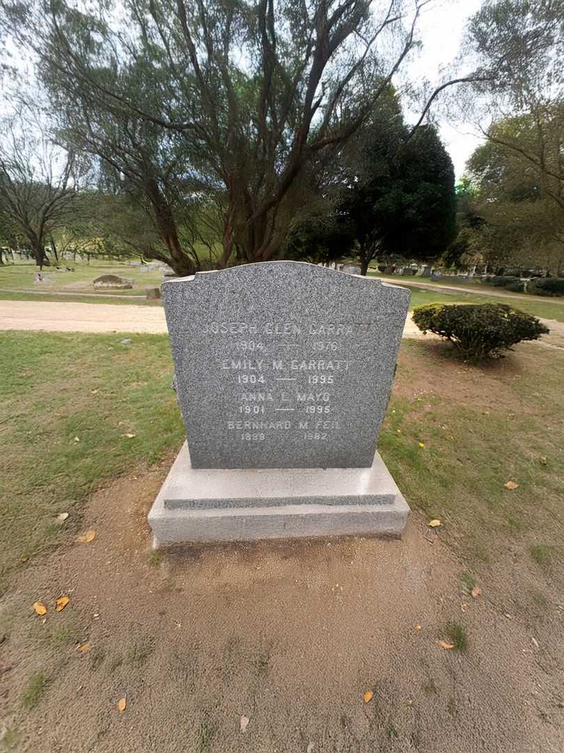 Joseph Glen Garratt's grave. Photo 1