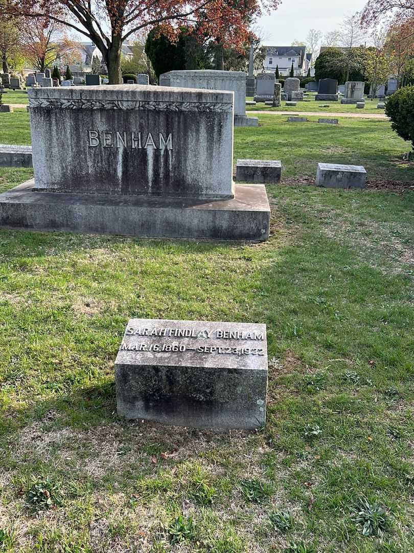 Sarah Findlay Benham's grave. Photo 2