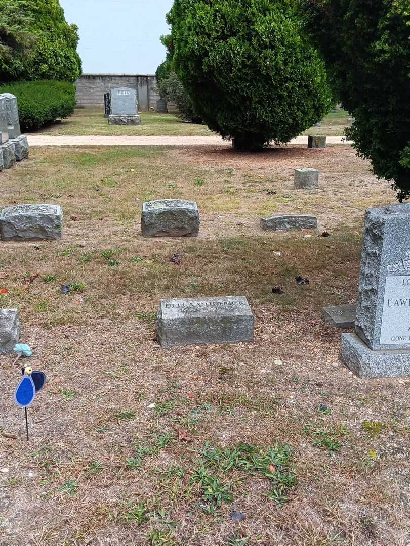 Della Veronica Hetrick's grave. Photo 1