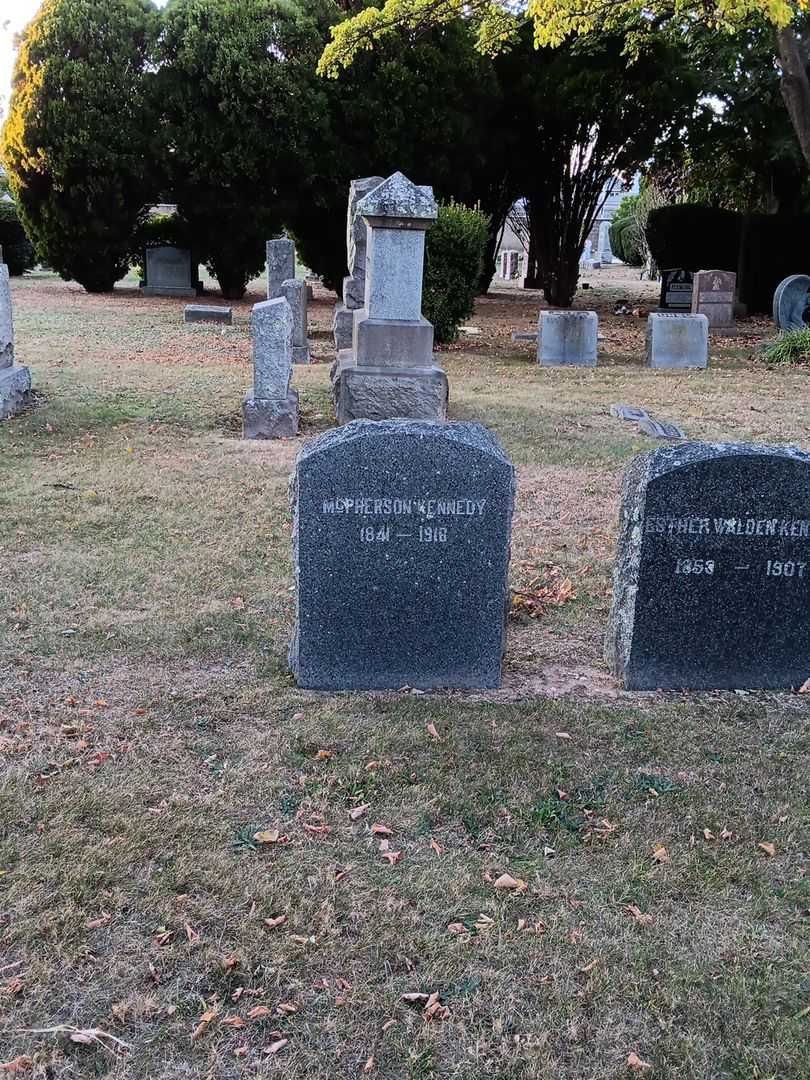 McPherson Kennedy's grave. Photo 1