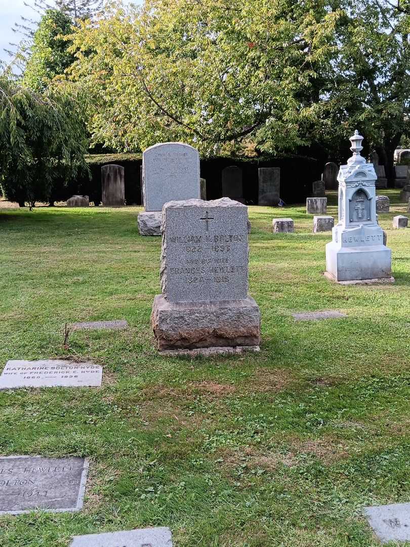 Frances Hewlett Bolton's grave. Photo 1