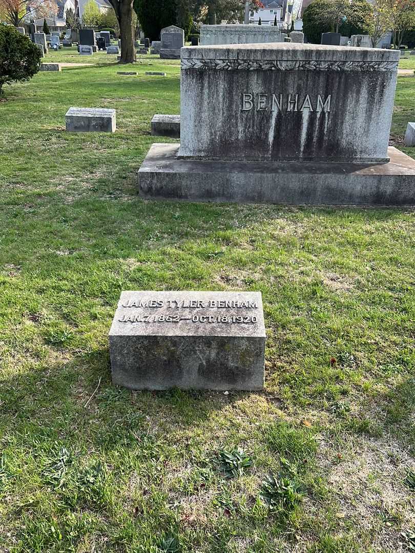 James Tyler Benham's grave. Photo 2