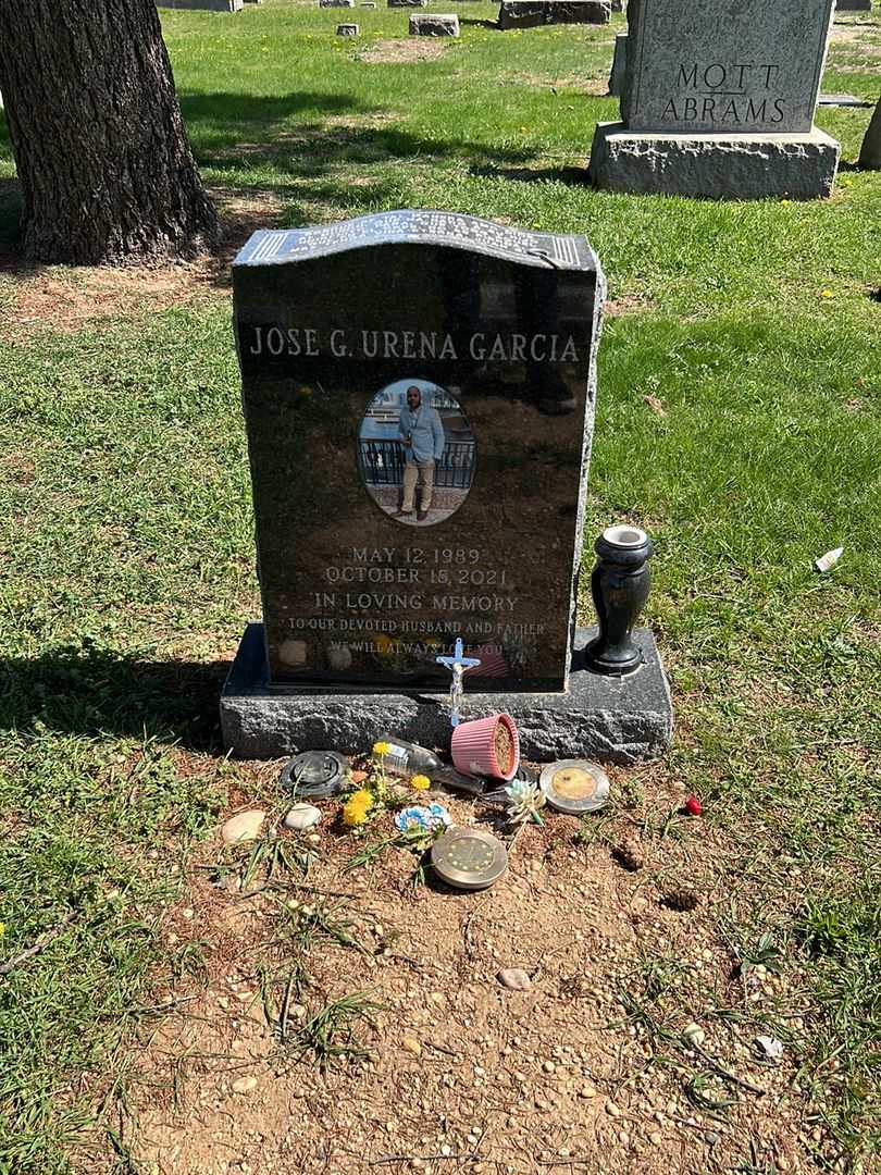 Jose G. Urena Garcia's grave. Photo 1
