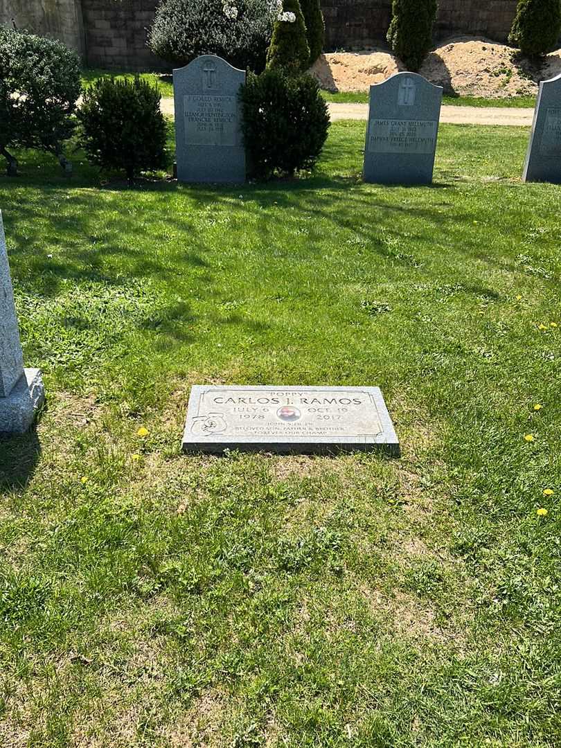 Carlos J. "Poppy" Ramos's grave. Photo 1
