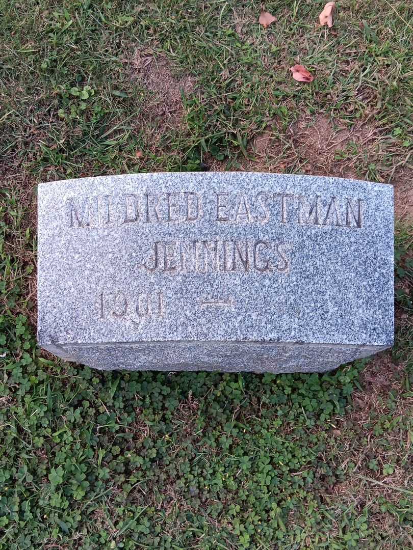 Mildred Eastman Jennings's grave. Photo 2