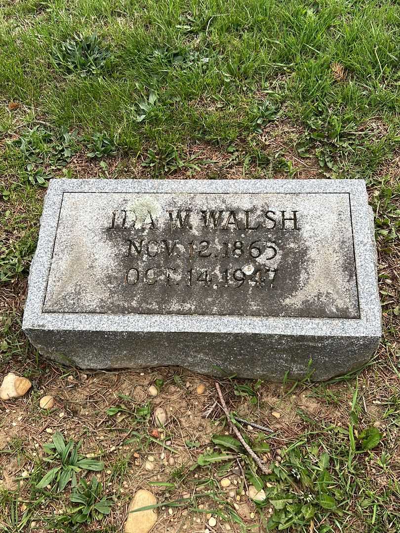 Ida W. Walsh's grave. Photo 2