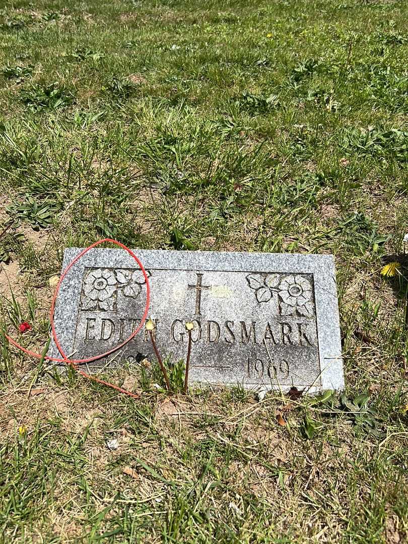 Edith Godsmark's grave. Photo 2