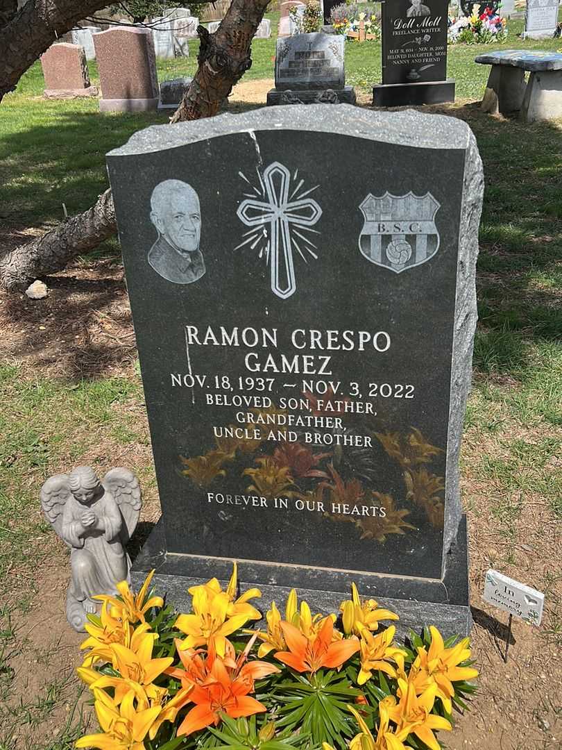 Ramon Crespo Gamez's grave. Photo 2