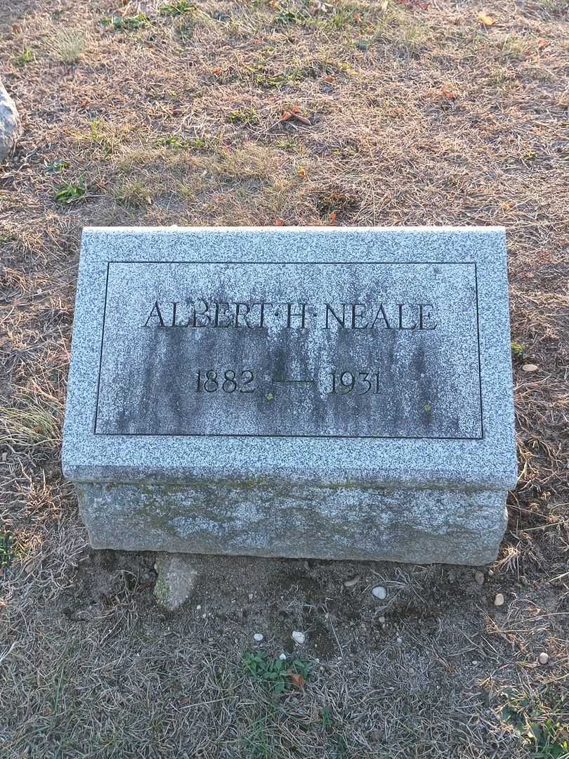 Albert H. Neale's grave. Photo 3