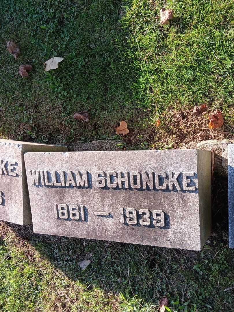 William Schoncke's grave. Photo 3