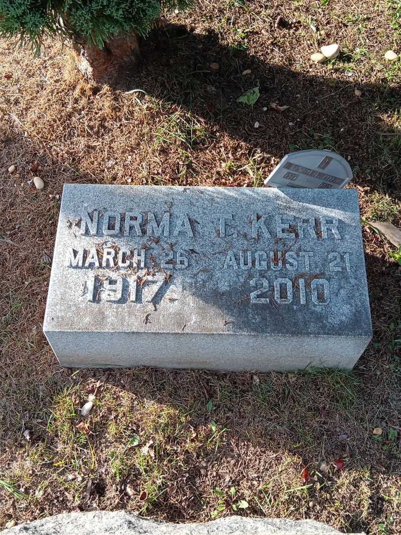 Norma T. Kerr's grave. Photo 3